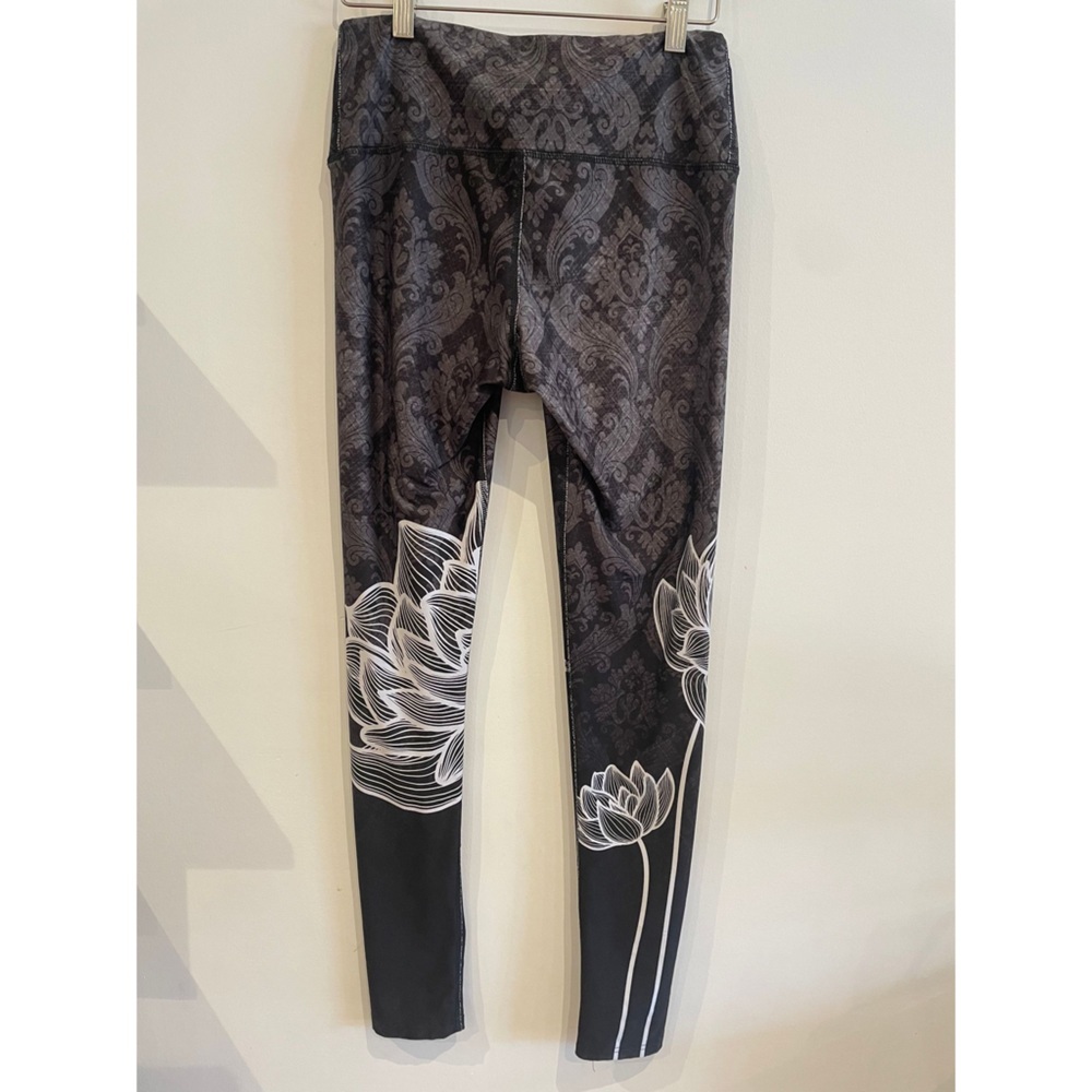 My Inner Fire LOTUS LEGGING - Picture 6 of 7
